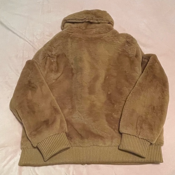 Banana Republic Faux Fur Bomber Jacket - Picture 5 of 6